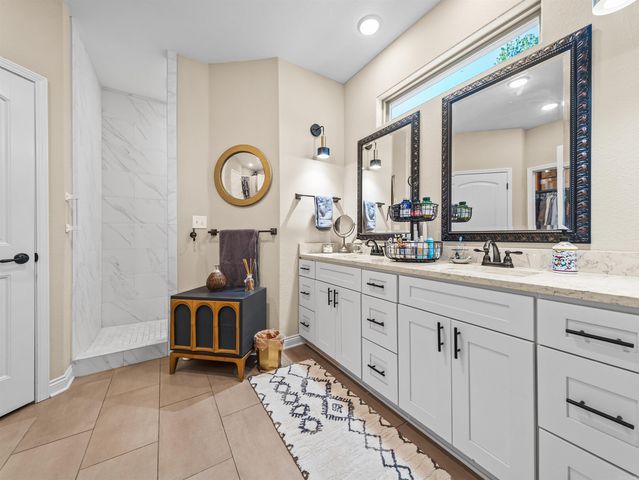 26 Burgos Way, Hot Springs Village, AR 71909