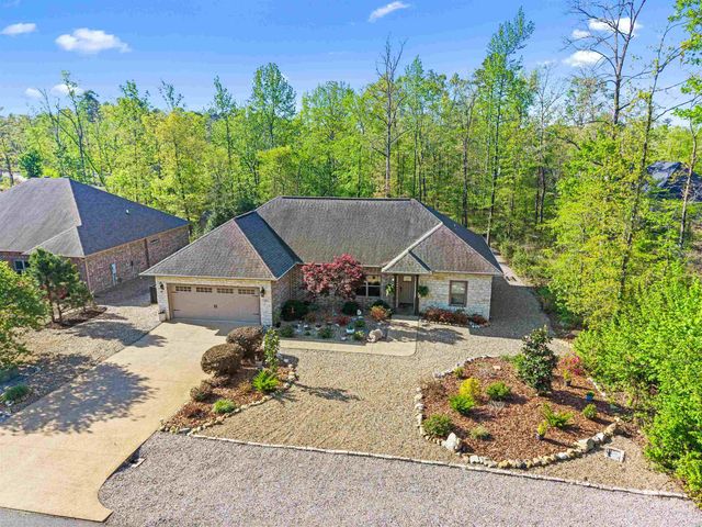 26 Burgos Way, Hot Springs Village, AR 71909