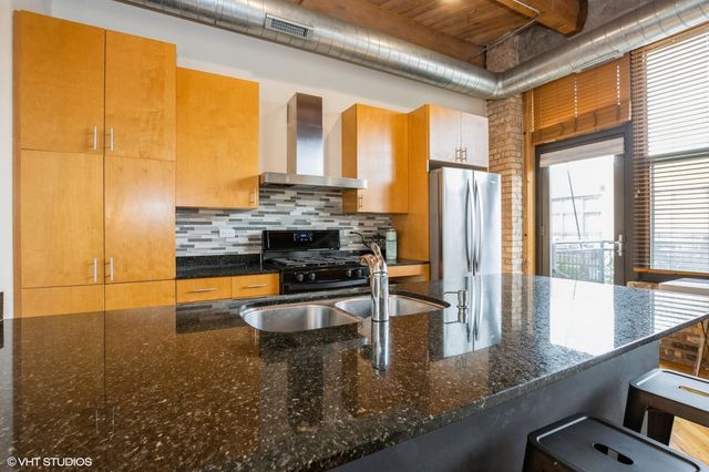1040 W Adams Street 406, Chicago, IL 60607