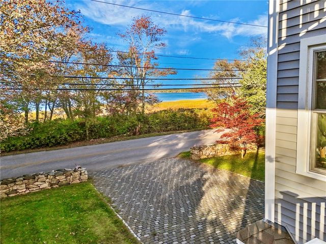 608 Wordens Pond Road, South Kingstown, RI 02879