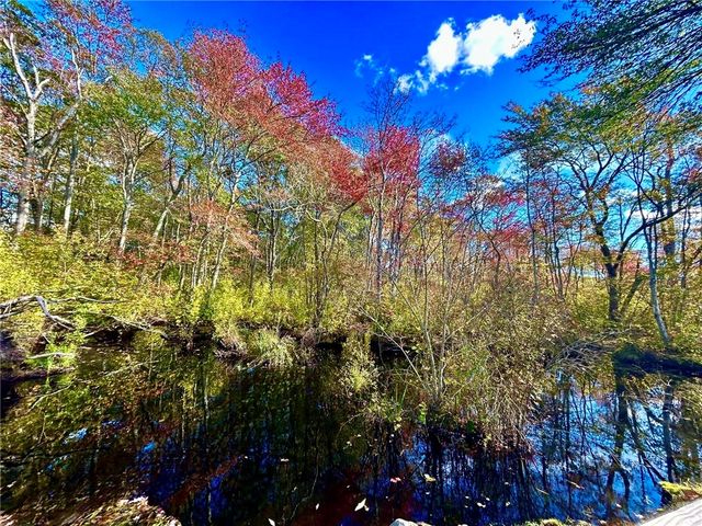 608 Wordens Pond Road, South Kingstown, RI 02879