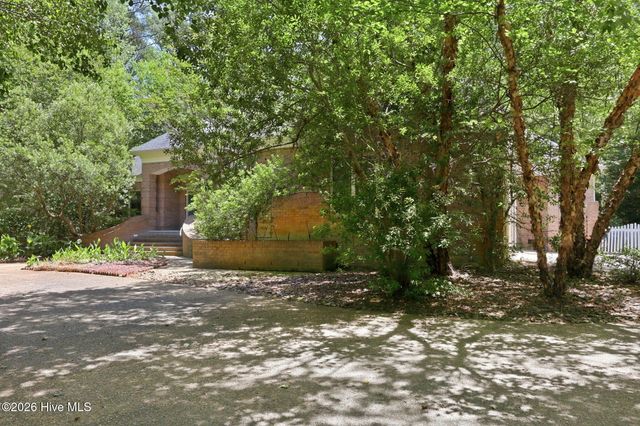 103 Rappahannock Drive, Chocowinity, NC 27817