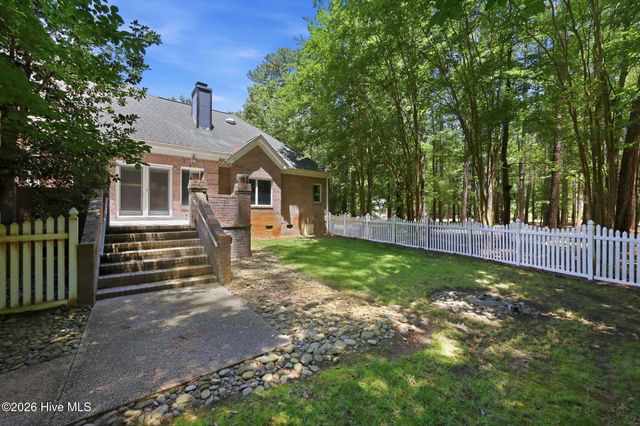 103 Rappahannock Drive, Chocowinity, NC 27817