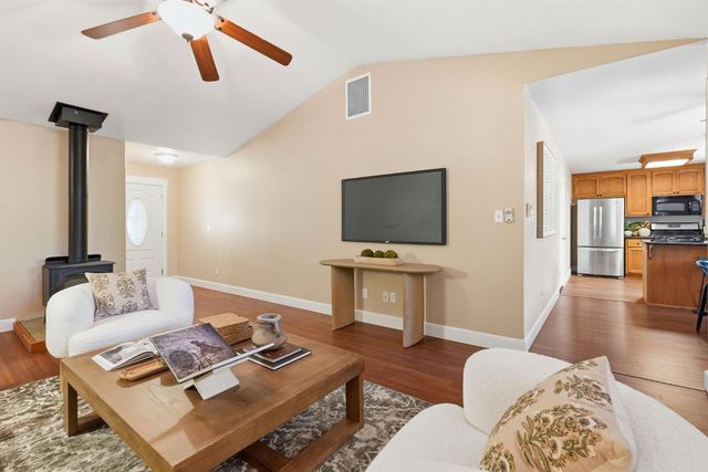 3520 Mining Brook Rd, Placerville, CA 95667
