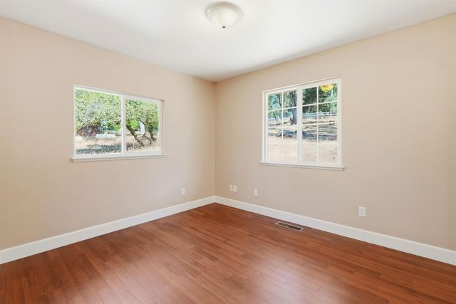 3520 Mining Brook Rd, Placerville, CA 95667