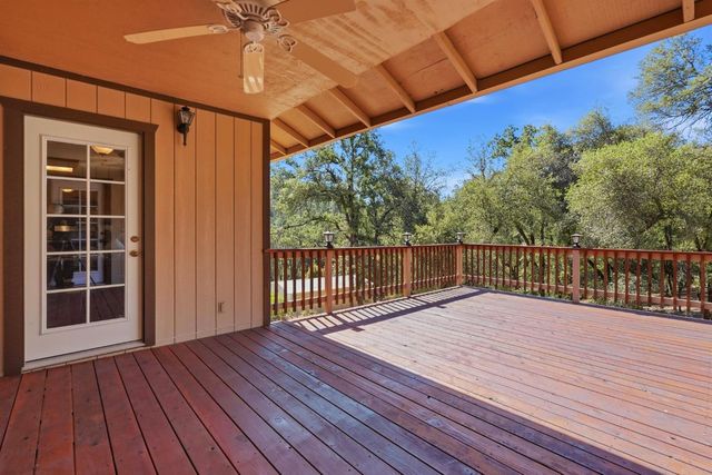 3520 Mining Brook Rd, Placerville, CA 95667