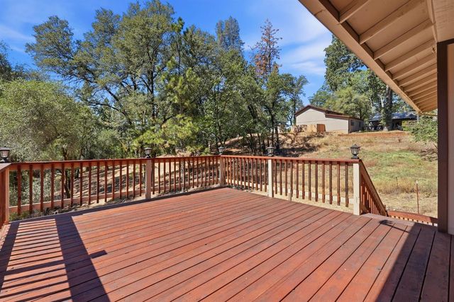 3520 Mining Brook Rd, Placerville, CA 95667