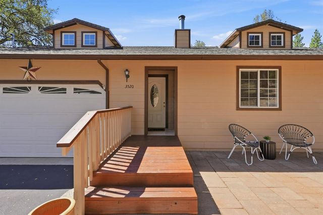 3520 Mining Brook Rd, Placerville, CA 95667