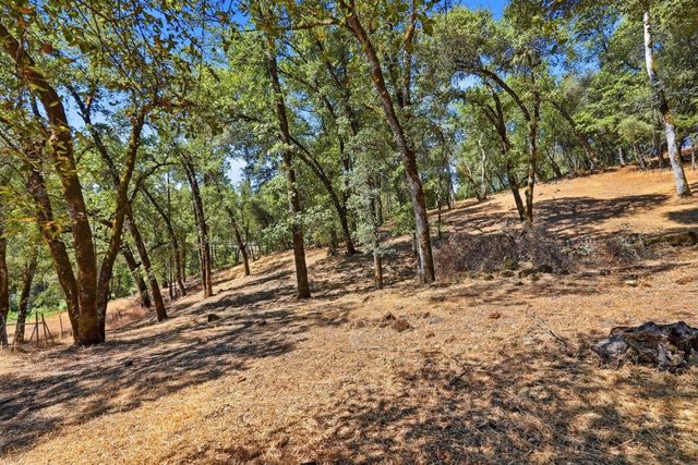 3520 Mining Brook Rd, Placerville, CA 95667
