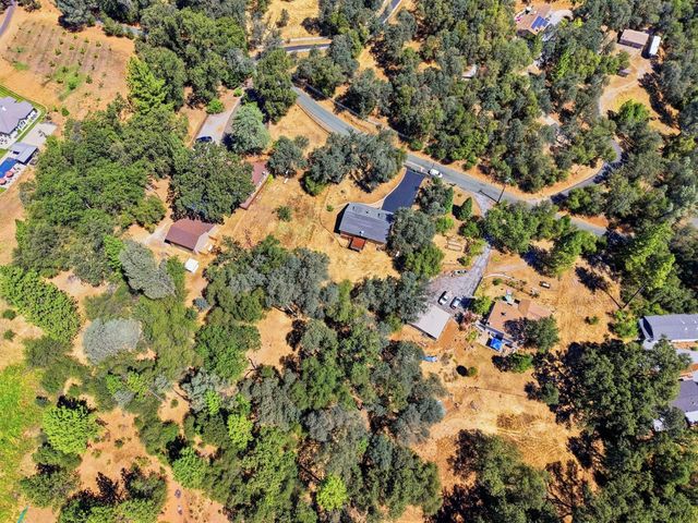 3520 Mining Brook Rd, Placerville, CA 95667