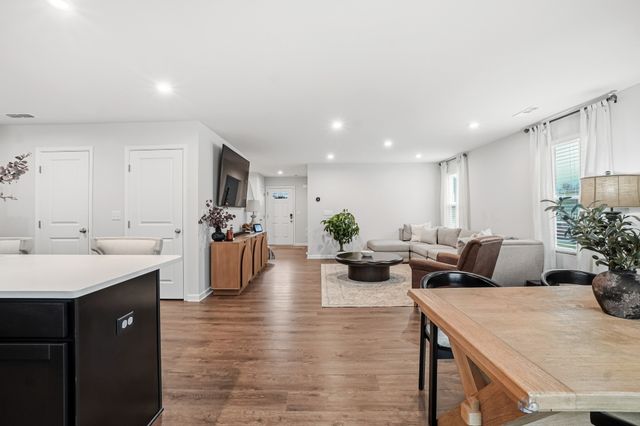 1147 Lisenbee Way, Clarksville, TN 37042