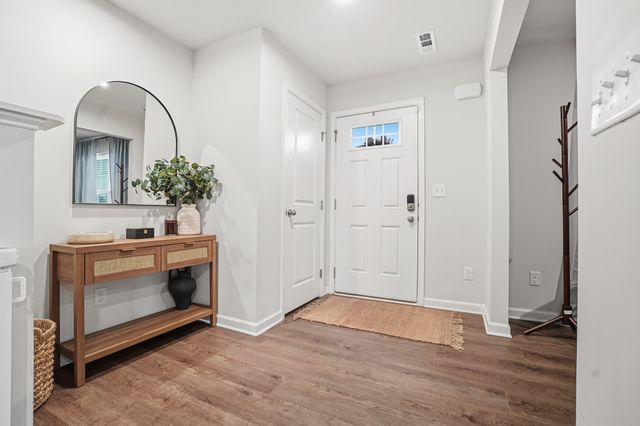 1147 Lisenbee Way, Clarksville, TN 37042