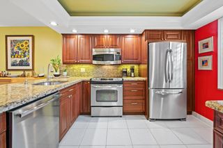 3900 Oaks Clubhouse Dr 305, Pompano Beach, FL 33069