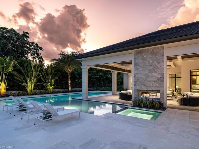 799 Cassena RD, Naples, FL 34108