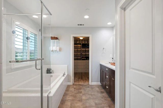 652 Xanadu Way, Oxnard, CA 93036