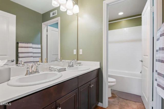 652 Xanadu Way, Oxnard, CA 93036