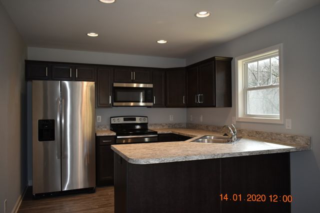 954 Charlotte St, Clarksville, TN 37040