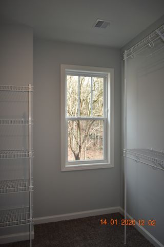 954 Charlotte St, Clarksville, TN 37040