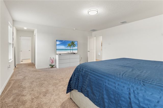 618 Kerrs Lane SE, Palm Bay, FL 32909