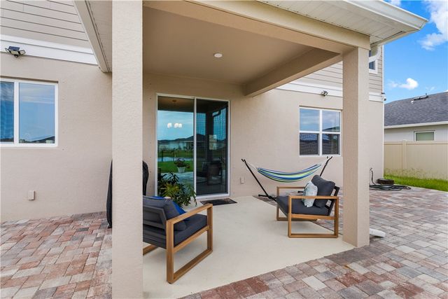618 Kerrs Lane SE, Palm Bay, FL 32909