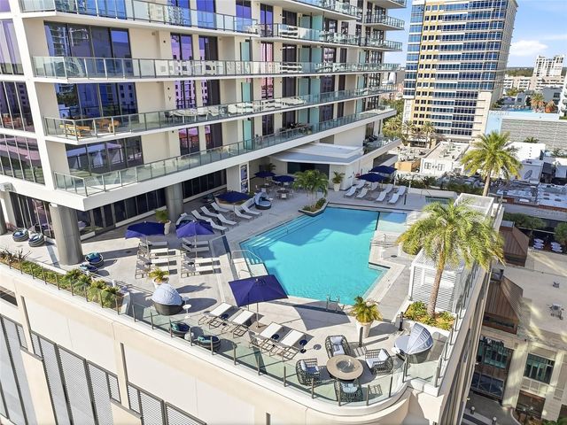 275 1ST AVENUE S 1003, St Petersburg, FL 33701