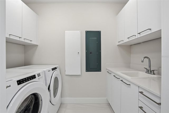 275 1ST AVENUE S 1003, St Petersburg, FL 33701