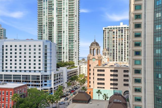 275 1ST AVENUE S 1003, St Petersburg, FL 33701