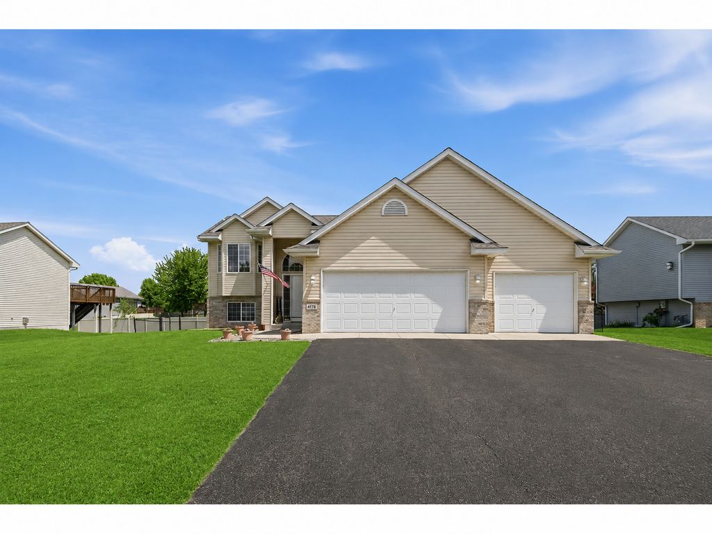4178 NE Jannings Avenue NE, Saint Michael, MN 55376