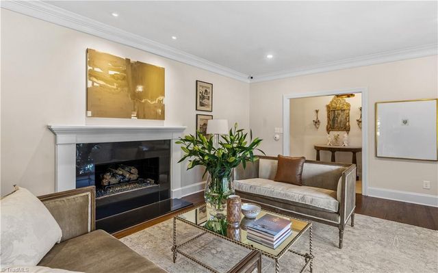 1902 Pembroke Road, Greensboro, NC 27408