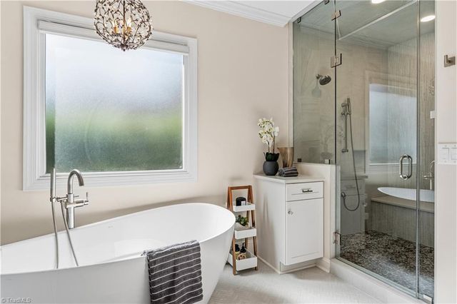 1902 Pembroke Road, Greensboro, NC 27408