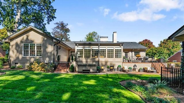 1902 Pembroke Road, Greensboro, NC 27408