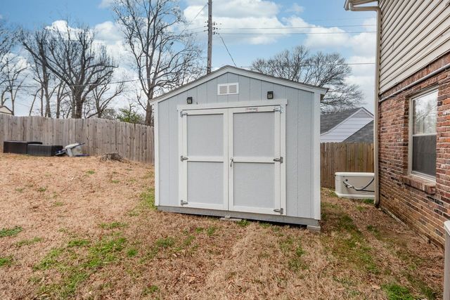 3639 HUCKLEBERRY ST, Memphis, TN 38116