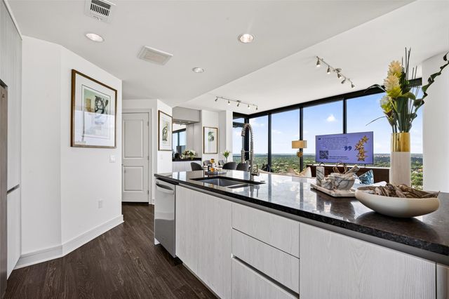 2651 Kipling Street 3103, Houston, TX 77098