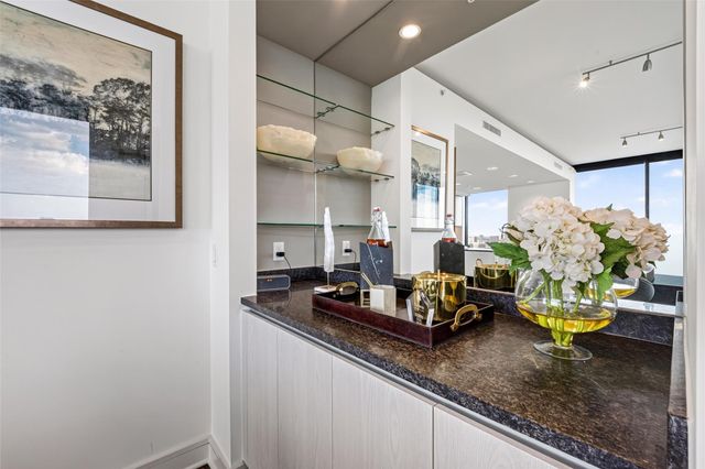 2651 Kipling Street 3103, Houston, TX 77098