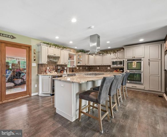 137 W COHAWKIN RD, Clarksboro, NJ 08020