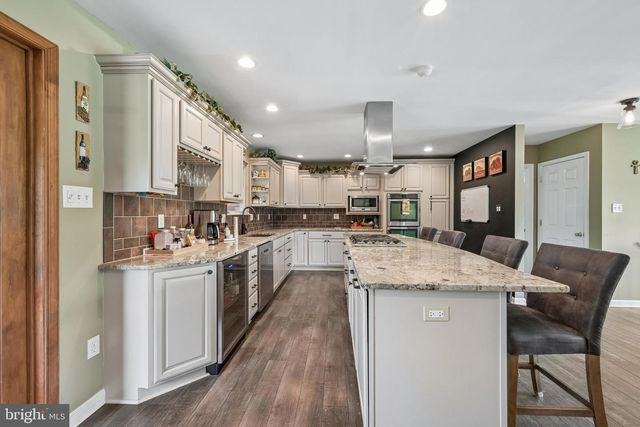 137 W COHAWKIN RD, Clarksboro, NJ 08020