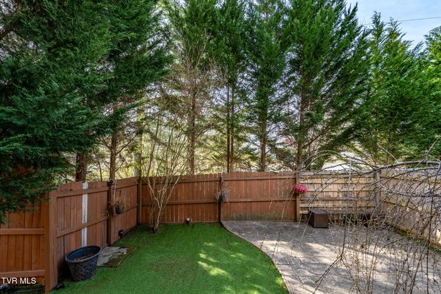 1831 East Oakland Avenue, 1, Johnson City, TN 37601