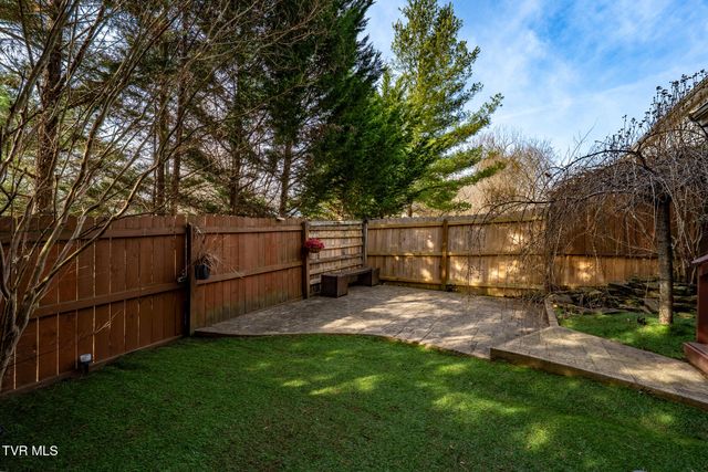 1831 East Oakland Avenue, 1, Johnson City, TN 37601