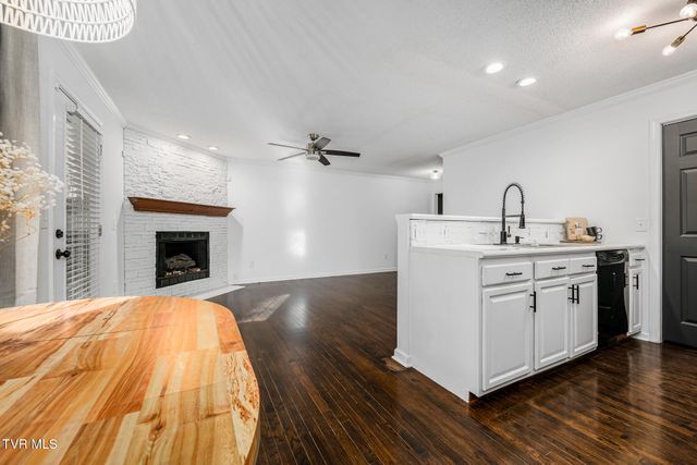 1831 East Oakland Avenue, 1, Johnson City, TN 37601