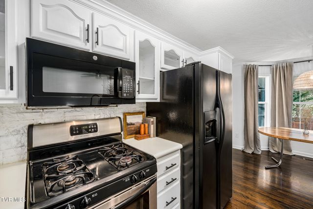 1831 East Oakland Avenue, 1, Johnson City, TN 37601