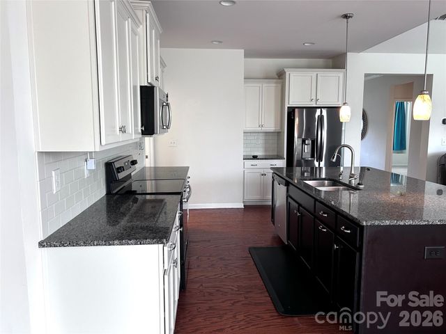 11132 Damson Plum Lane, Charlotte, NC 28215