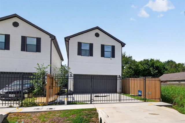 5915 Haight Street A, Houston, TX 77028