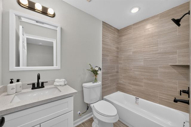 5915 Haight Street A, Houston, TX 77028