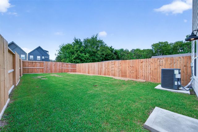 5915 Haight Street A, Houston, TX 77028