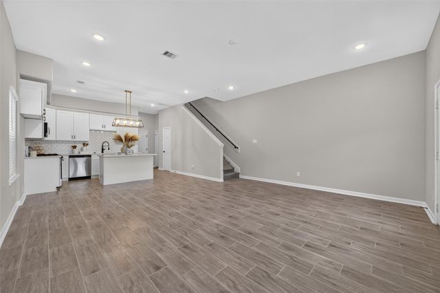 5915 Haight Street A, Houston, TX 77028