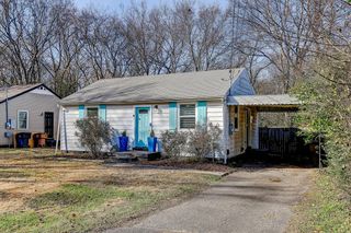 907 Trice Dr, Nashville, TN 37209