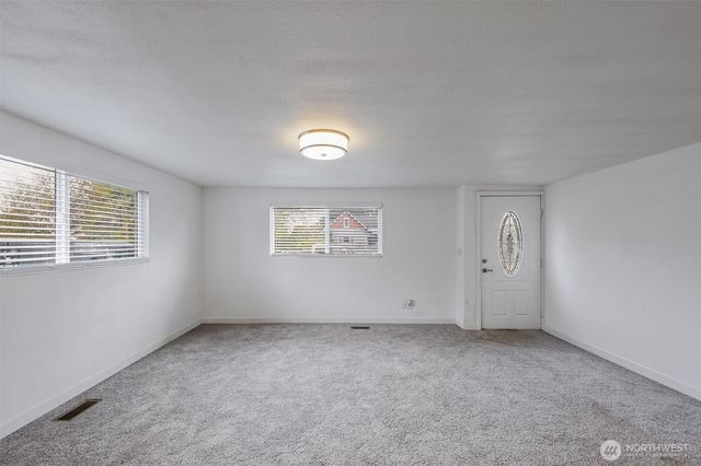 720 7th Avenue SW, Puyallup, WA 98371