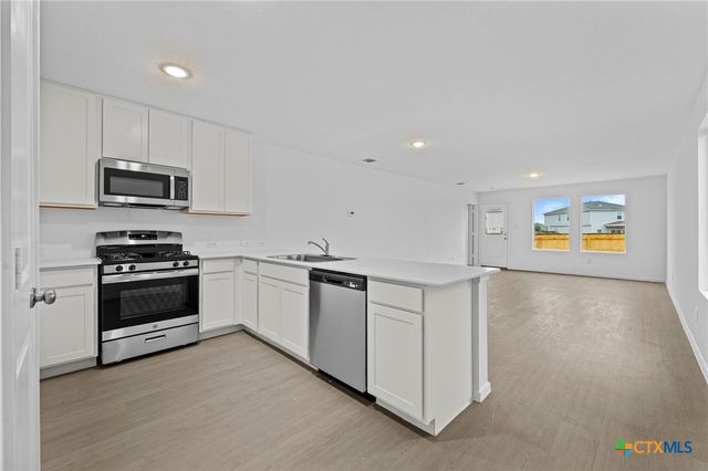 3836 Swift Fox, New Braunfels, TX 78132