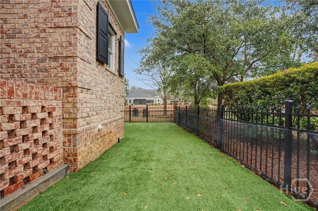 Image 43 of property listing at 121 Kent Trail, Pooler, GA 31322