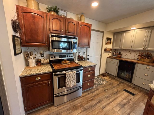 2805 Old Oak Lane 2805 Old Oak Lane, Springfield, OH 45503